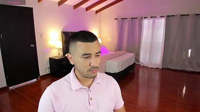 Snapshot of Nick_Moca chatting on February 2025 09:48:01 PM Nick Moca online show from February 2025 09:48:01 PM