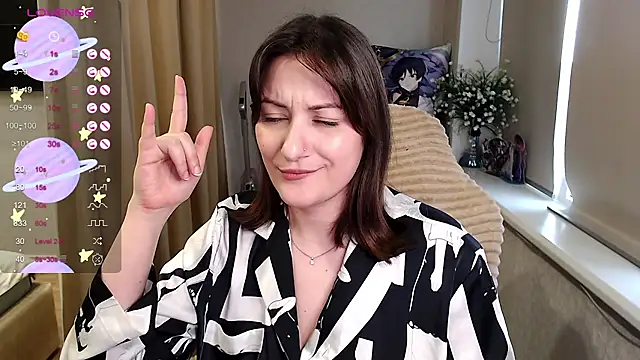 Snapshot of elise_sweet chatting on September 2025 02:04:01 AM elise sweet online show from September 2025 02:04:01 AM