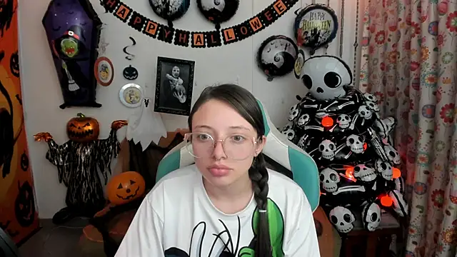 linda-schmidt online show from October 2025 03:04:02 AM