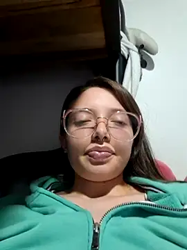 linda-schmidt online show from November 2025 12:09:01 AM