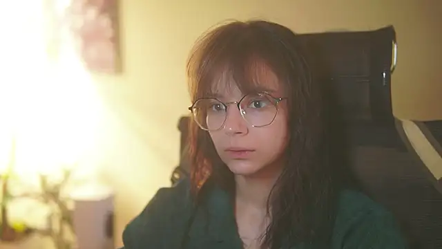 alyssa sweet online show from November 2025 05:40:02 AM