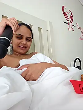 DirtySnowball69 online show from December 2024 01:22:02 PM