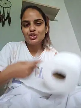 DirtySnowball69 online show from May 2026 07:47:02 AM
