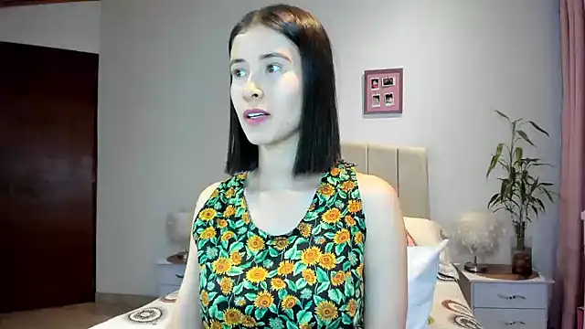 macarena vallejo online show from January 2025 01:58:01 AM