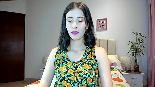 macarena vallejo online show from March 2025 01:13:01 AM