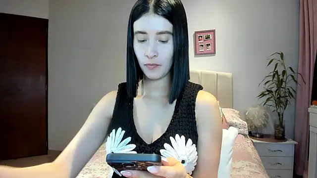 macarena vallejo online show from May 2026 03:57:01 AM