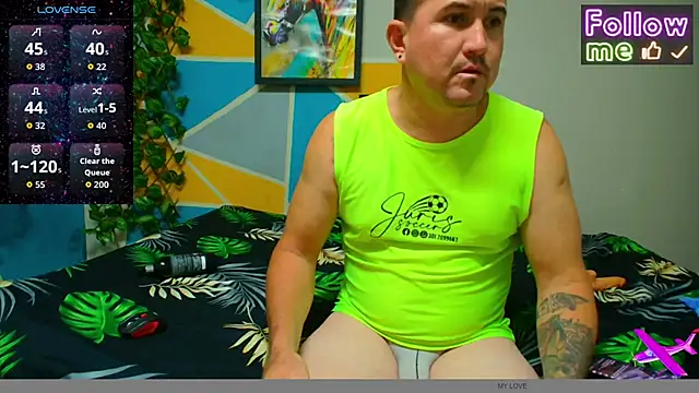 Snapshot of xavier_1988 chatting on April 2026 12:24:01 AM xavier 1988 online show from April 2026 12:24:01 AM