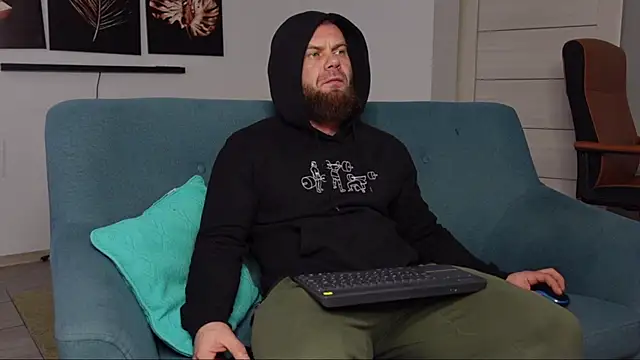 Tommy Burnz online show from March 2025 04:57:02 AM