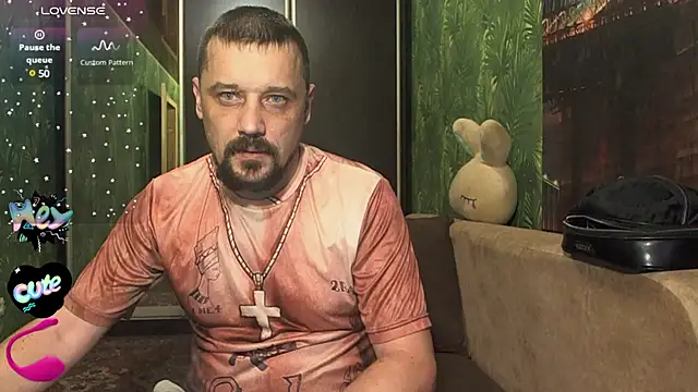 DanielOhCool online show from December 2024 05:22:01 PM