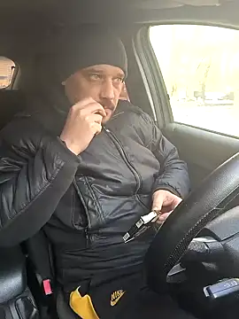 DanielOhCool online show from February 2025 10:53:01 AM