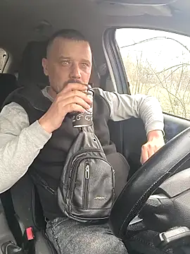 DanielOhCool online show from March 2025 10:06:02 AM