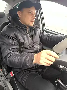 Snapshot of DanielOhCool chatting on January 2026 12:18:01 PM DanielOhCool online show from January 2026 12:18:01 PM