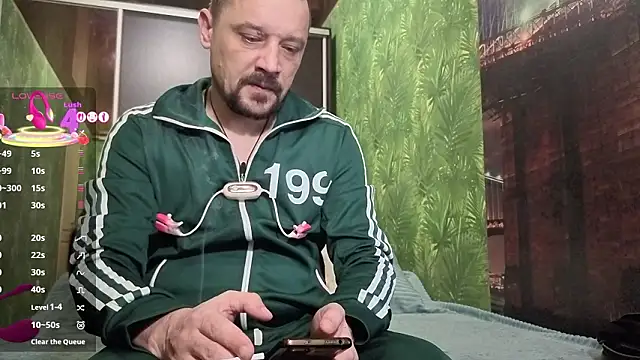 Snapshot of DanielOhCool chatting on February 2026 06:17:01 AM DanielOhCool online show from February 2026 06:17:01 AM