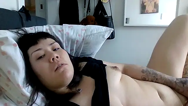 Snapshot of missemi chatting on February 2026 04:16:01 PM missemi online show from February 2026 04:16:01 PM