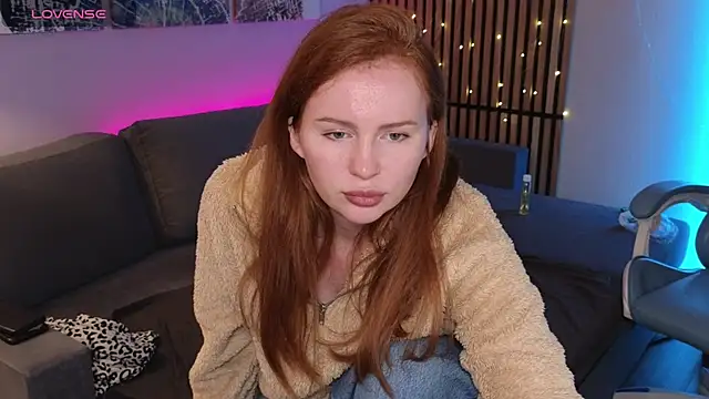 GingerArin online show from November 2025 11:32:02 AM