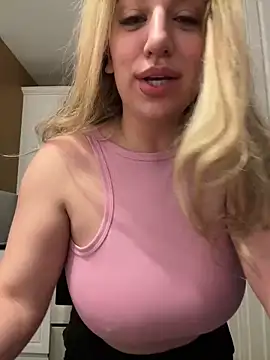 Snapshot of miamellycious chatting on January 2025 11:11:02 AM miamellycious online show from January 2025 11:11:02 AM