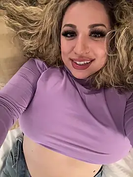 Snapshot of miamellycious chatting on February 2025 07:52:01 AM miamellycious online show from February 2025 07:52:01 AM