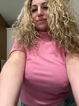 Snapshot of miamellycious chatting on February 2025 12:10:02 AM miamellycious online show from February 2025 12:10:02 AM