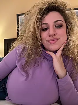 Snapshot of miamellycious chatting on February 2025 07:54:02 AM miamellycious online show from February 2025 07:54:02 AM