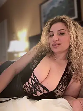 Snapshot of miamellycious chatting on March 2025 11:50:01 AM miamellycious online show from March 2025 11:50:01 AM