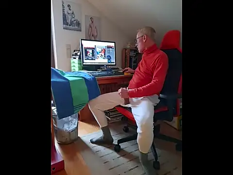 Snapshot of BerndisCam chatting on February 2026 03:00:02 PM BerndisCam online show from February 2026 03:00:02 PM