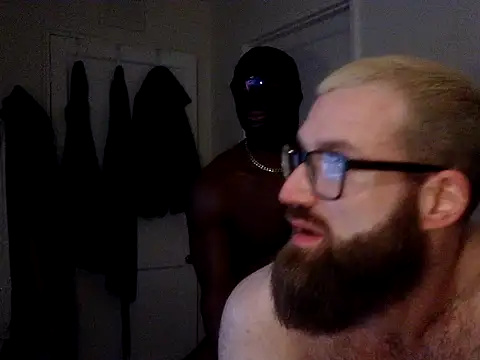 Londonboi87 online show from June 2026 02:35:01 AM