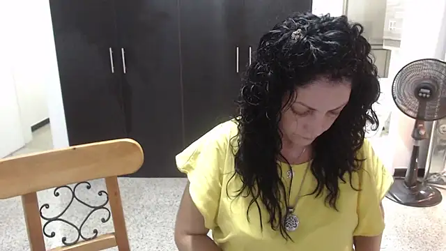 mijal queen online show from March 2025 02:50:01 AM