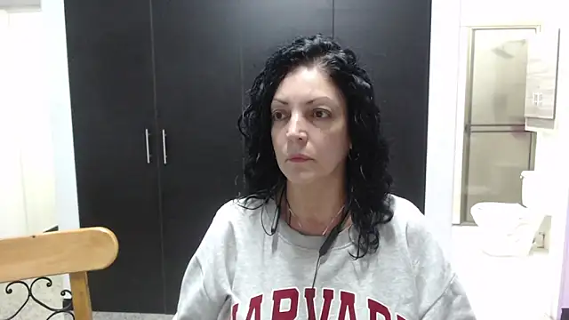 mijal queen online show from October 2025 02:51:02 AM