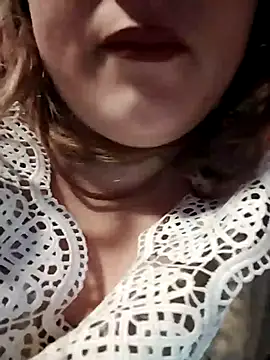 Snapshot of SWEETLUNA077 chatting on January 2026 04:21:02 PM SWEETLUNA077 online show from January 2026 04:21:02 PM