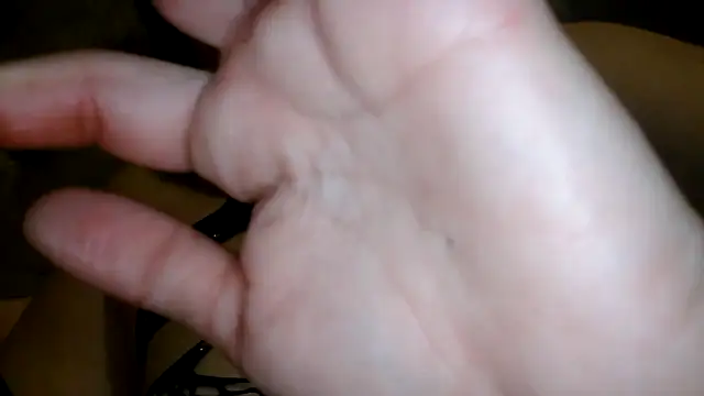 Snapshot of SWEETLUNA077 chatting on February 2026 09:28:02 AM SWEETLUNA077 online show from February 2026 09:28:02 AM