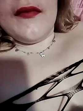 Snapshot of SWEETLUNA077 chatting on February 2026 10:47:02 AM SWEETLUNA077 online show from February 2026 10:47:02 AM