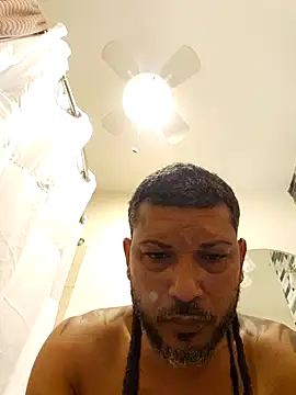 Snapshot of tropikboy chatting on November 2025 10:03:01 AM tropikboy online show from November 2025 10:03:01 AM