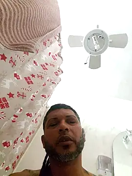 Snapshot of tropikboy chatting on November 2025 11:54:02 AM tropikboy online show from November 2025 11:54:02 AM