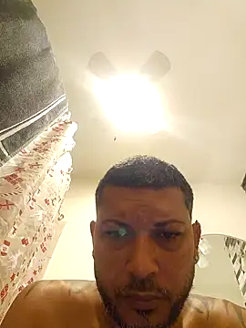 Snapshot of tropikboy chatting on December 2025 09:51:02 AM tropikboy online show from December 2025 09:51:02 AM