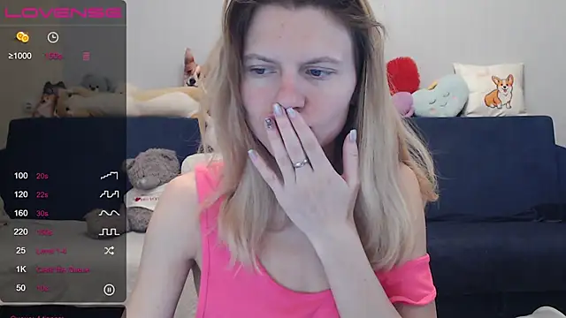 Snapshot of night_is_dark chatting on January 2025 07:31:01 PM night is dark online show from January 2025 07:31:01 PM