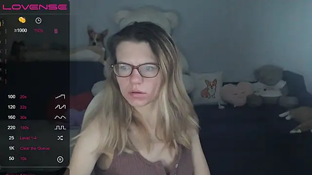 Snapshot of night_is_dark chatting on February 2025 11:34:02 PM night is dark online show from February 2025 11:34:02 PM