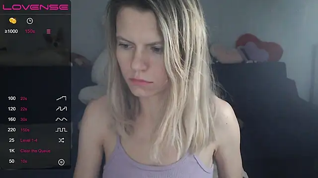 Snapshot of night_is_dark chatting on February 2025 09:35:02 PM night is dark online show from February 2025 09:35:02 PM