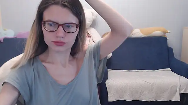 Snapshot of night_is_dark chatting on November 2025 05:22:01 PM night is dark online show from November 2025 05:22:01 PM