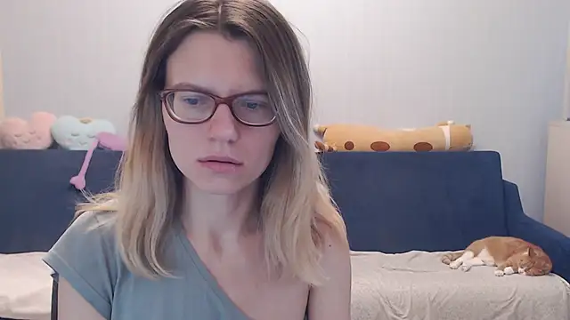 Snapshot of night_is_dark chatting on November 2025 04:39:02 PM night is dark online show from November 2025 04:39:02 PM