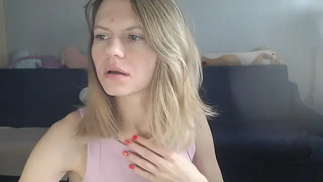 Snapshot of night_is_dark chatting on February 2026 02:33:01 PM night is dark online show from February 2026 02:33:01 PM