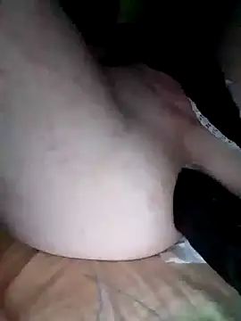 Snapshot of oxesred chatting on October 2025 03:39:02 AM oxesred online show from October 2025 03:39:02 AM