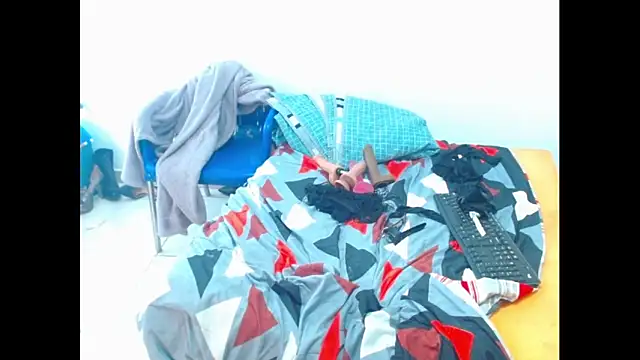 keyklin1 online show from December 2025 12:54:01 PM