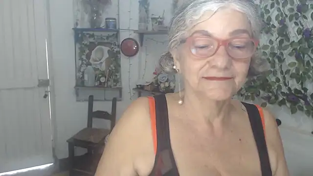 FunnyGrandma online show from February 2026 03:21:01 PM