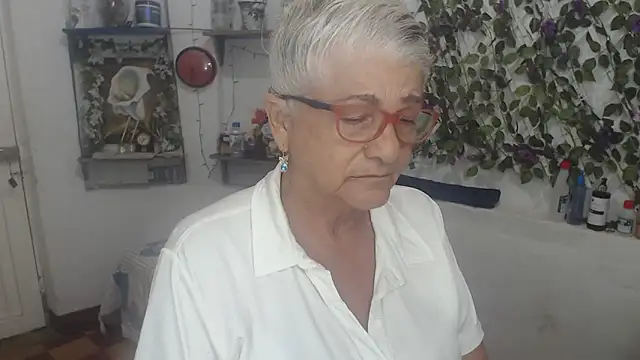 FunnyGrandma online show from March 2026 12:14:01 AM