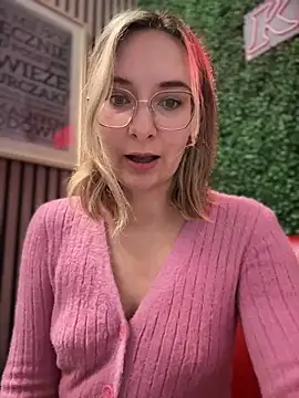 The Snowwhitee online show from February 2025 09:16:01 AM