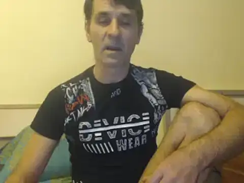 yvesstorm1 online show from February 2025 04:44:01 PM