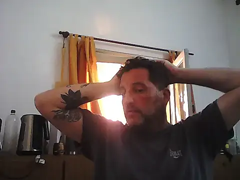 Snapshot of Reload_033 chatting on April 2026 02:41:01 PM Reload 033 online show from April 2026 02:41:01 PM