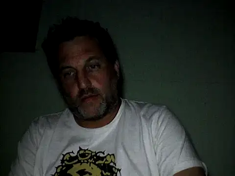 Snapshot of Reload_033 chatting on May 2026 03:34:01 AM Reload 033 online show from May 2026 03:34:01 AM
