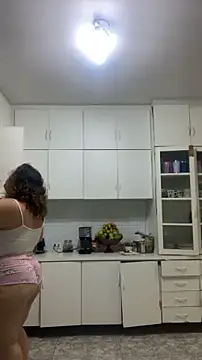 valentinny online show from October 2025 01:06:01 AM