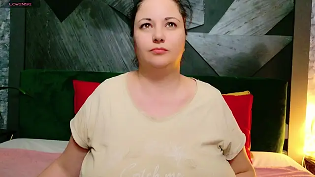 AleshaArabian online show from January 2025 08:01:01 PM